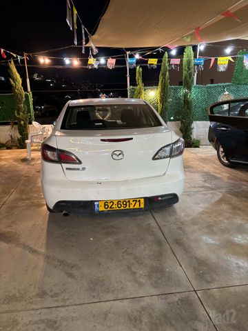 מאזדה 3