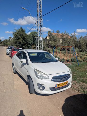 מיצובישי אטראז'