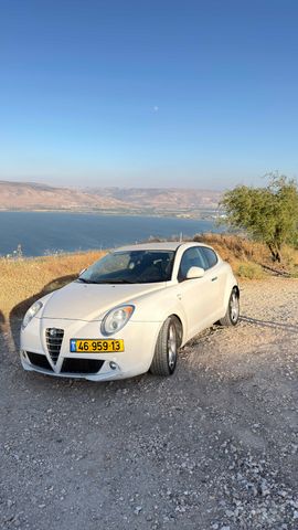 מודעת רכב אלפא רומיאו מיטו
