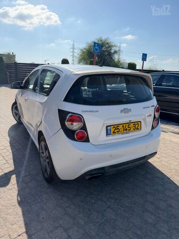 שברולט סוניק