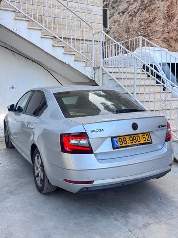 סקודה אוקטביה