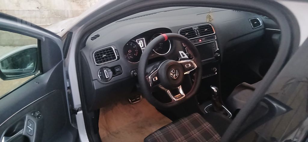 פולקסווגן פולו