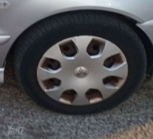 מודעת רכב מיצובישי לנסר