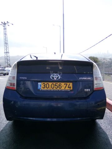 מודעת רכב טויוטה פריוס