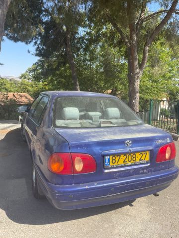 טויוטה קורולה