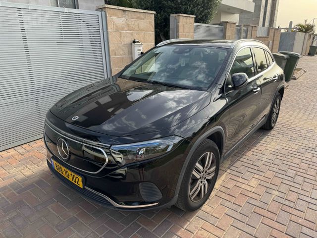 מרצדס-בנץ EQA