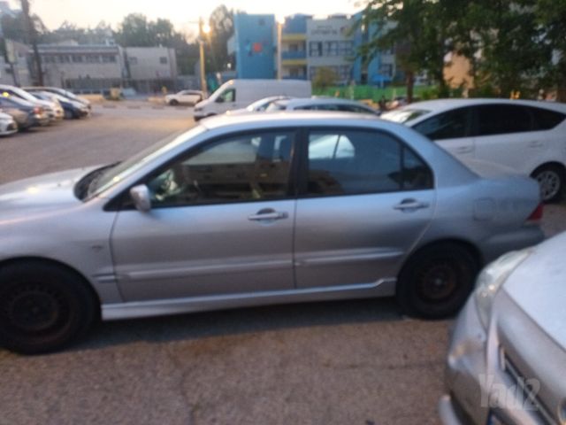 מיצובישי לנסר