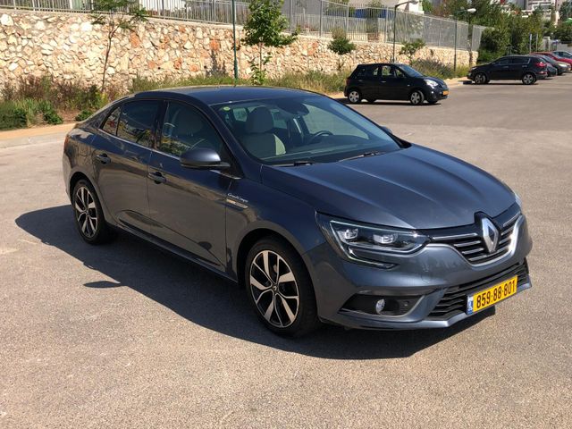 רנו מגאן