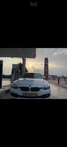 מודעת רכב ב מ וו סדרה 3