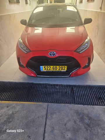 מודעת רכב טויוטה יאריס