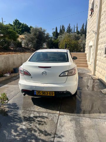 מאזדה 3