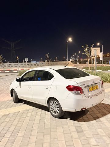 מיצובישי אטראז'