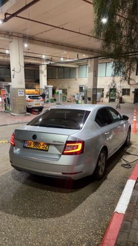 סקודה אוקטביה