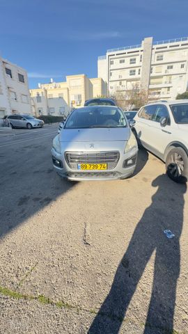 פיג'ו 3008