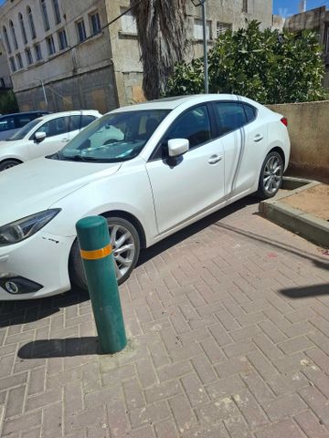 מאזדה 3