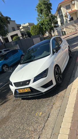 סיאט לאון