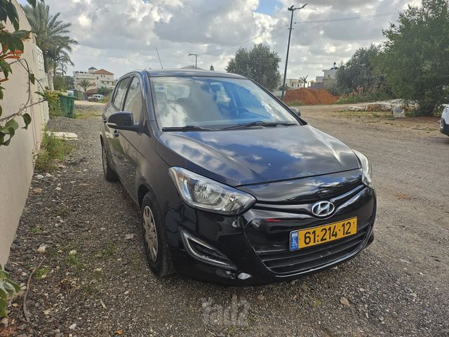 יונדאי i20