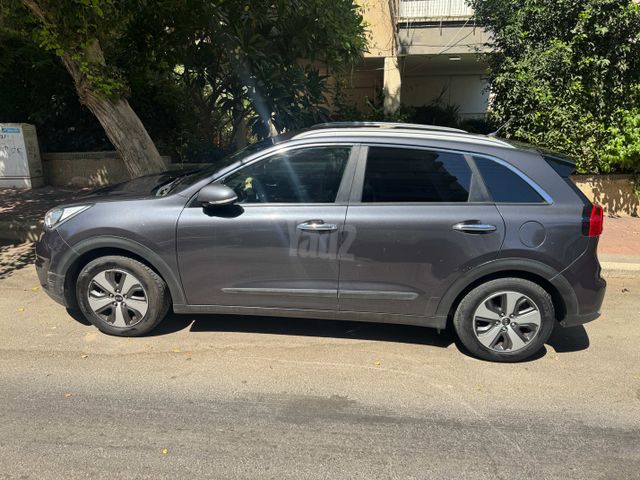 קיה נירו