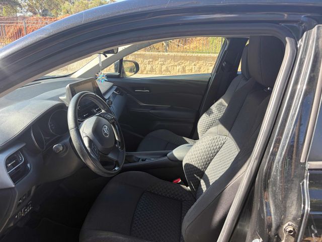 טויוטה C-HR