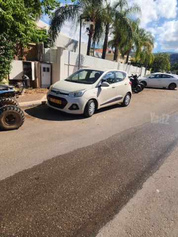 יונדאי i10