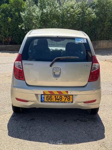 יונדאי i10