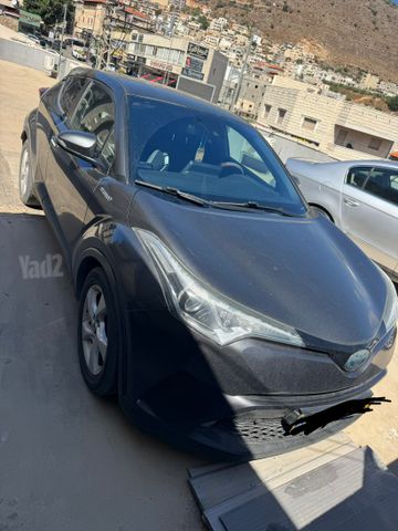 טויוטה C-HR