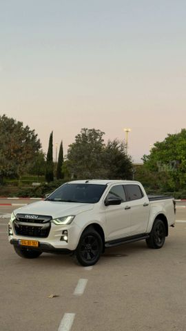 מודעת רכב איסוזו די-מקס