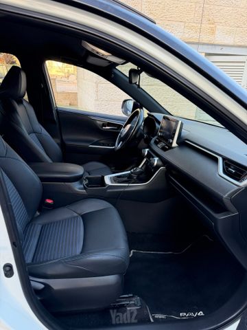 טויוטה RAV4