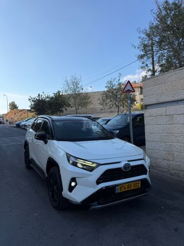 מודעת רכב טויוטה RAV4