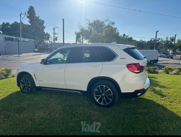 ב מ וו X5