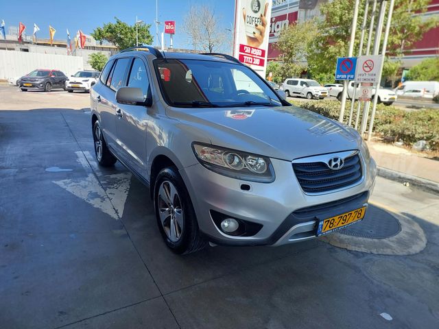 יונדאי סנטה פה