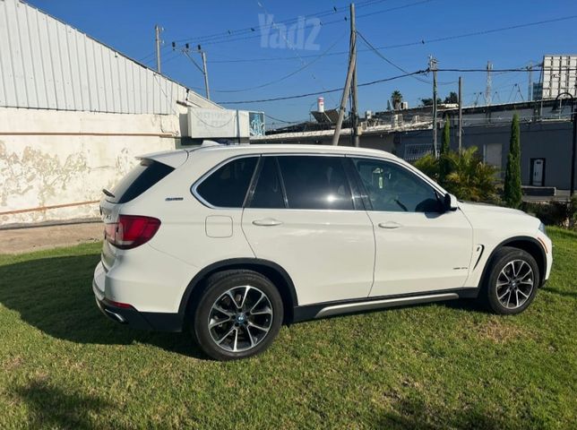 ב מ וו X5