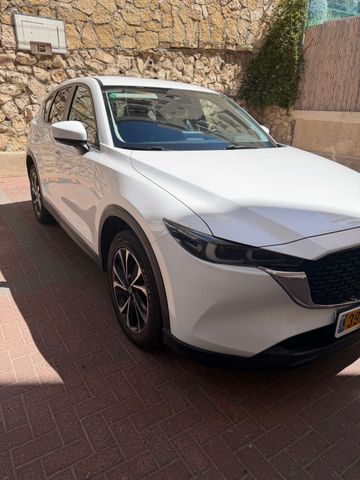 מודעת רכב מאזדה CX-5