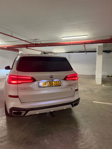 ב מ וו X5