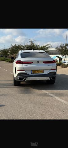 ב מ וו X6