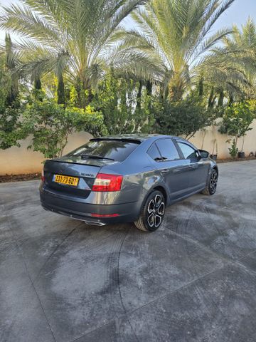 סקודה אוקטביה