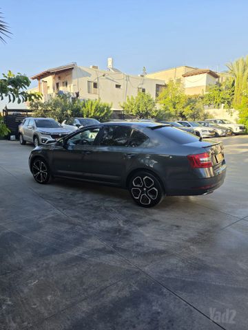 סקודה אוקטביה
