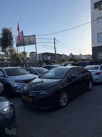 טויוטה קורולה
