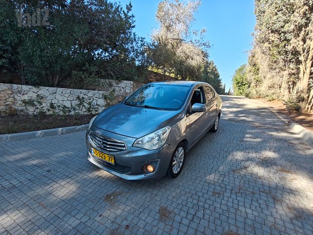מודעת רכב מיצובישי אטראז'