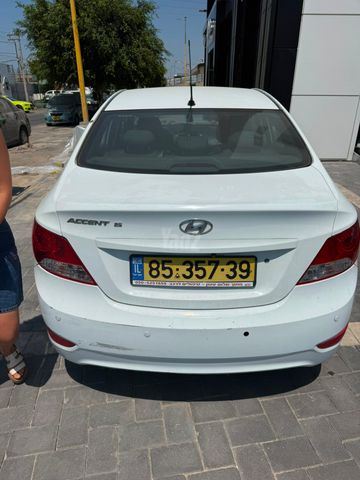יונדאי אקסנט i25
