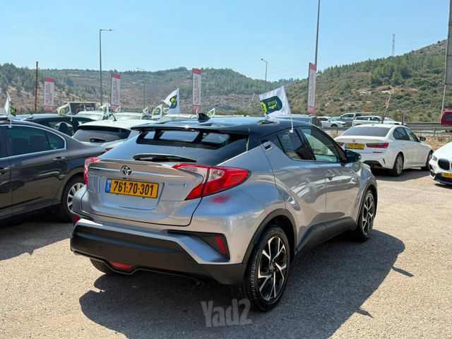 טויוטה C-HR
