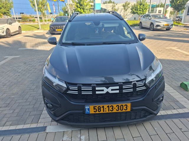 מודעת רכב דאצ'יה ג׳וגר