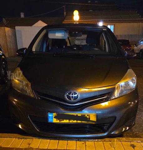 מודעת רכב טויוטה יאריס