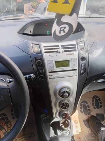 טויוטה יאריס
