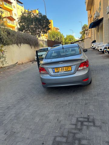 יונדאי אקסנט i25