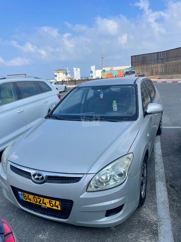 יונדאי i30