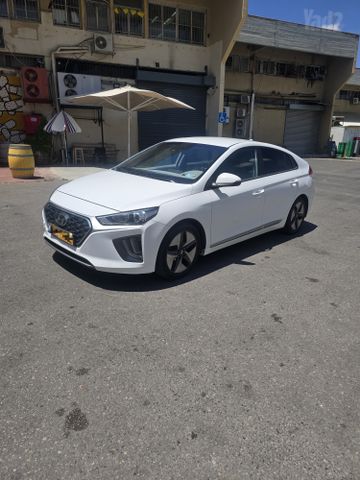 יונדאי איוניק