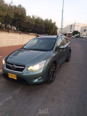 מודעת רכב סובארו XV
