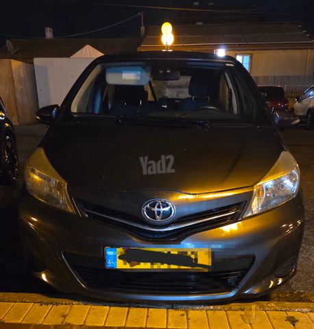 טויוטה יאריס