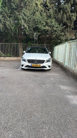 מודעת רכב מרצדס-בנץ CLA